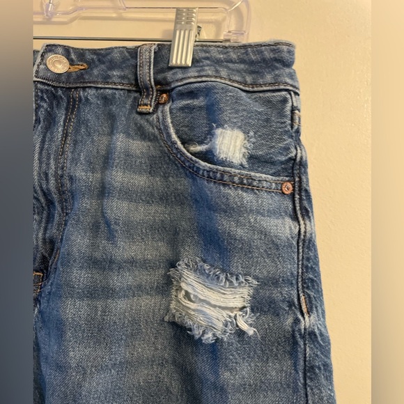 American Eagle Super High Rise A Line Distressed Denim Skirt Size 14 - Picture 3 of 14